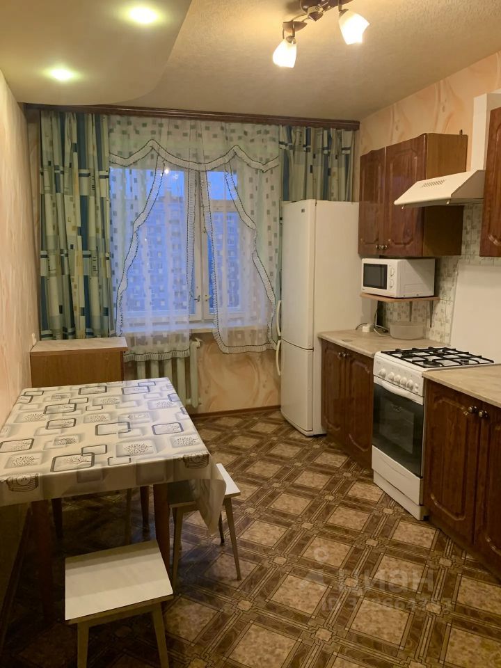 2-комн., 65 м², 6/10 этаж