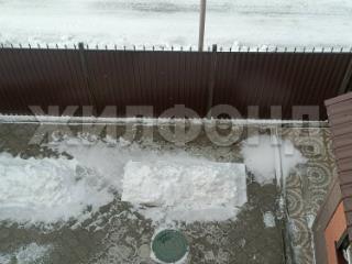  дом, 220 м², 8 соток