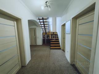 3-этажный дом, 190.5 м², 8 соток