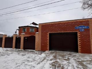  коттедж, 260 м², 10 соток