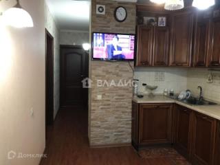 2-комн. квартира, 60 м², 10/17 этаж