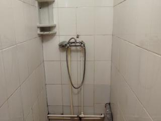 Комната, 370 м², 6-комн.