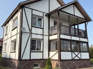 2-этажный дом, 180.6 м², 19.39 соток