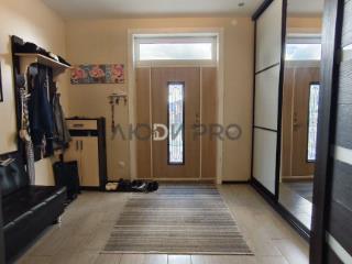  дом, 320 м², 10 соток