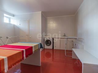 3-этажный дом, 495 м², 20 соток