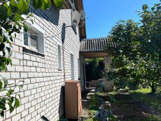  дом, 140 м², 30 соток