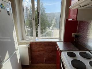2-комн. квартира, 45 м², 3/5 этаж
