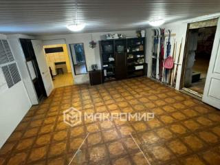  дом, 280 м², 18.3 соток