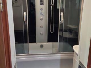 2-комн. квартира, 65 м², 1/3 этаж