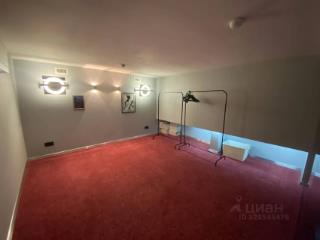 2-комн. квартира, 95.4 м², 8/8 этаж