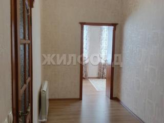  дом, 220 м², 8 соток