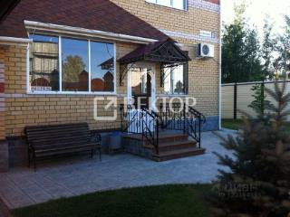 3-этажный дом, 320 м², 8 соток