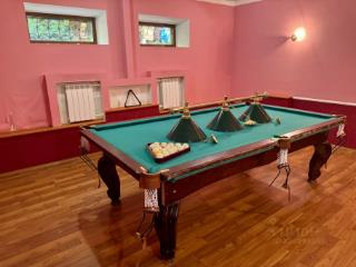 4-этажный дом, 365.5 м², 14.8 соток