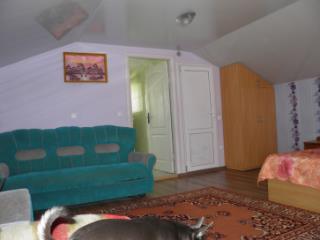 2-этажная дача, 209 м², 5.74 соток