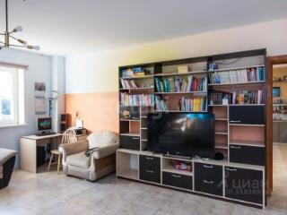 3-этажный дом, 352.9 м², 14.1 соток