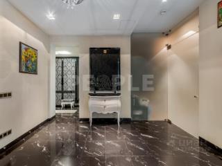 3-комн. квартира, 177.5 м², 7/10 этаж