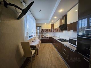 2-этажный дом, 278 м², 17 соток