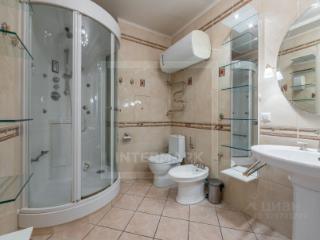 4-комн. квартира, 180 м², 12/12 этаж