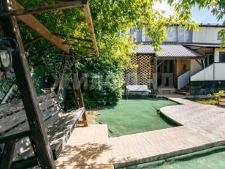  дом, 398 м², 7 соток