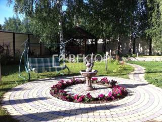 3-этажный дом, 320 м², 8 соток