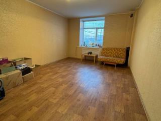 3-комн. квартира, 90.5 м², 2/4 этаж