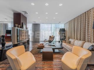 3-комн. квартира, 177.5 м², 7/10 этаж