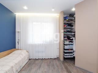 2-комн. квартира, 59.8 м², 4/4 этаж