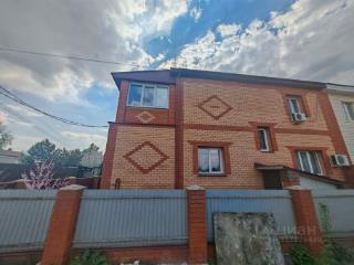 3-этажный коттедж, 250 м², 8 соток