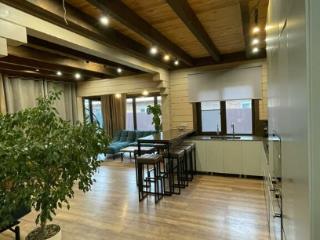 2-этажный дом, 318 м², 10.2 соток