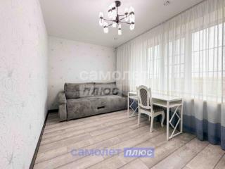 3-этажный дом, 262.2 м², 8 соток