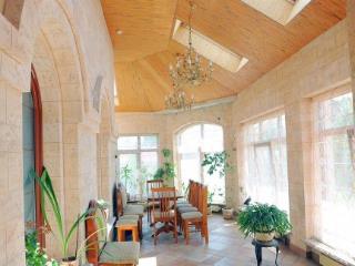  коттедж, 700 м², 48.9 соток