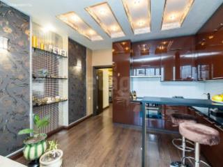 2-комн. квартира, 78.2 м², 8/22 этаж
