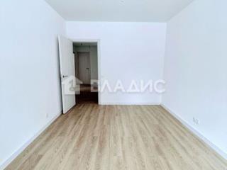3-комн. квартира, 73 м², 3/33 этаж