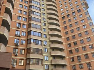 3-комн. квартира, 110 м², 3/18 этаж
