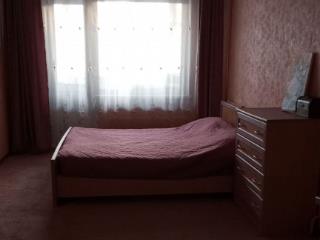 3-комн. квартира, 69.8 м², 1/9 этаж