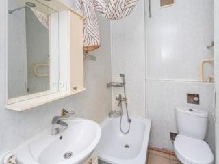 2-комн. квартира, 54.6 м², 4/5 этаж