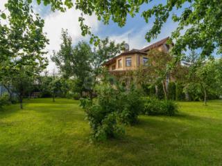 3-этажный дом, 495 м², 20 соток