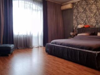 3-комн. квартира, 146 м², 8/9 этаж