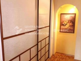 2-комн. квартира, 90 м², 3/6 этаж