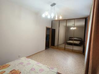 3-комн. квартира, 76.4 м², 2/4 этаж