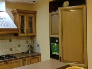  коттедж, 300 м², 7 соток