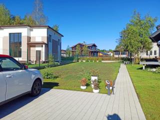 2-этажный коттедж, 208.3 м², 10.4 соток