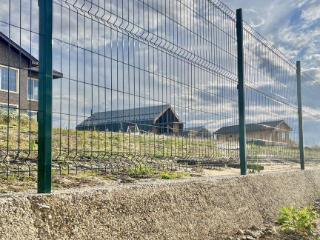  дом, 220 м², 25 соток