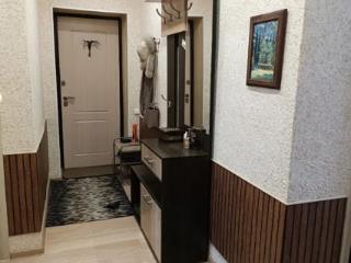 2-комн. квартира, 48 м², 2/5 этаж
