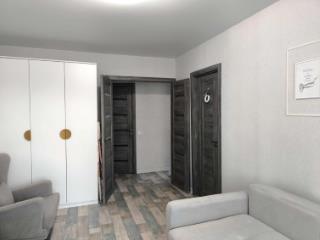 2-комн. квартира, 42 м², 3/5 этаж