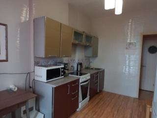 2-комн. квартира, 58 м², 3/9 этаж