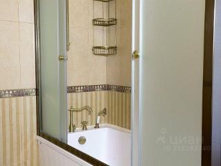 3-этажный дом, 469.2 м², 19 соток