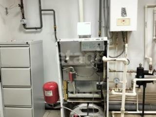 3-этажный дом, 500.3 м², 10.4 соток