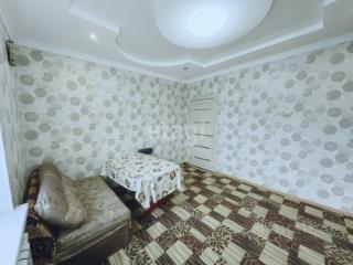 3-этажный дом, 190.5 м², 8 соток