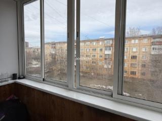 3-комн. квартира, 59 м², 4/5 этаж